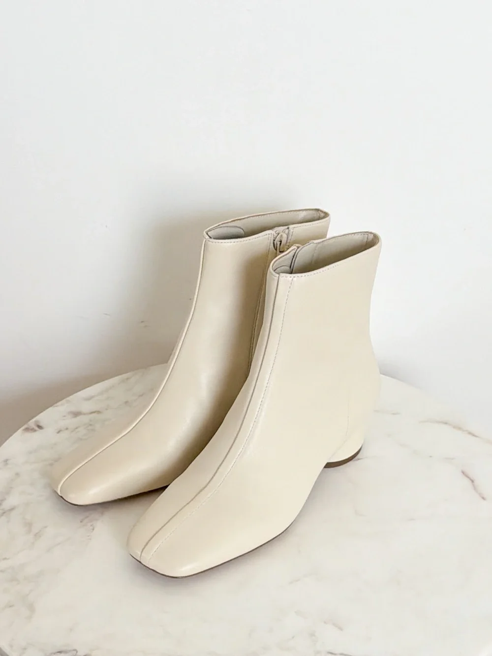 Vince Ravenna Leather Bootie Moonlight Size 6 US/ 36 EU